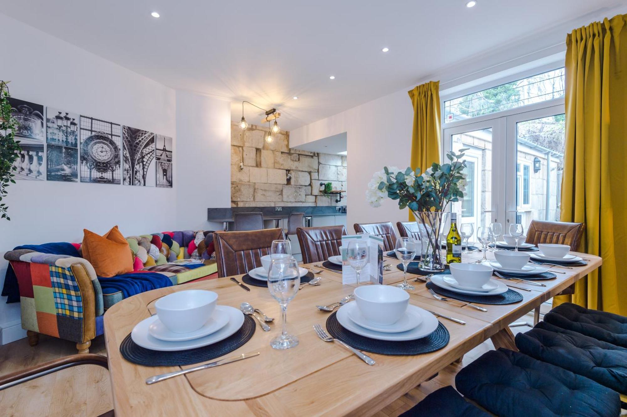 Incredible - Five Bedroom - 7 Actual Beds - 6 Bathroom House By Purestay - Central Bath With Parking Extérieur photo